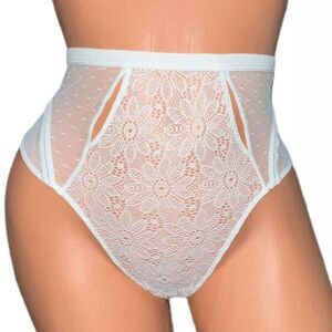 Victorias Secret Very Sexy High-waist thong Lace Panty Thong Coconut white S M